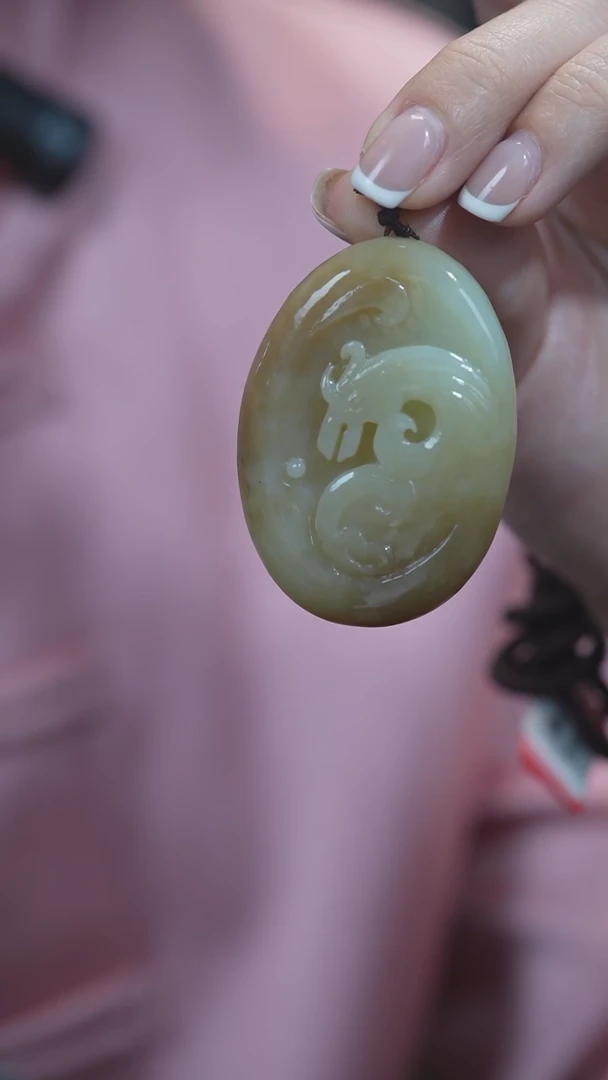 颈饰未镶嵌和田玉马