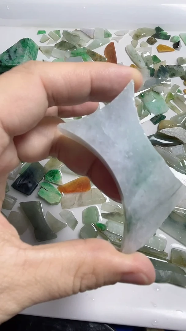 翡翠裸石翡翠小边料