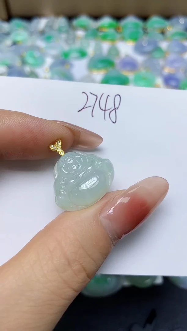 翡翠未镶嵌颈饰 天然缅甸翡翠A货