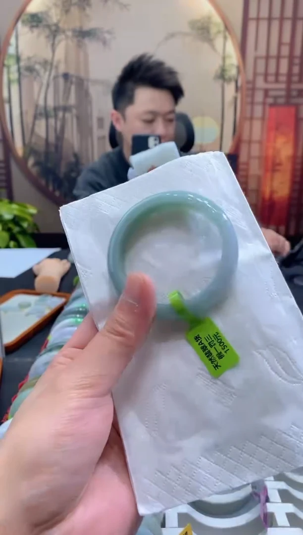 未镶嵌手镯翡翠000086707