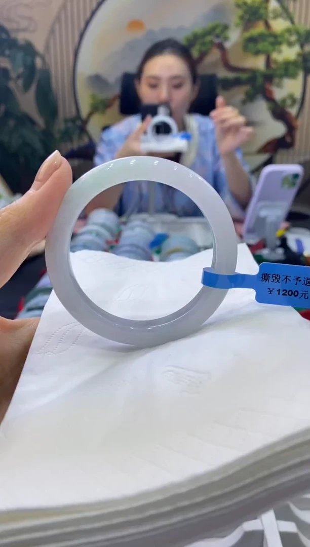 翡翠手镯未镶嵌00003823