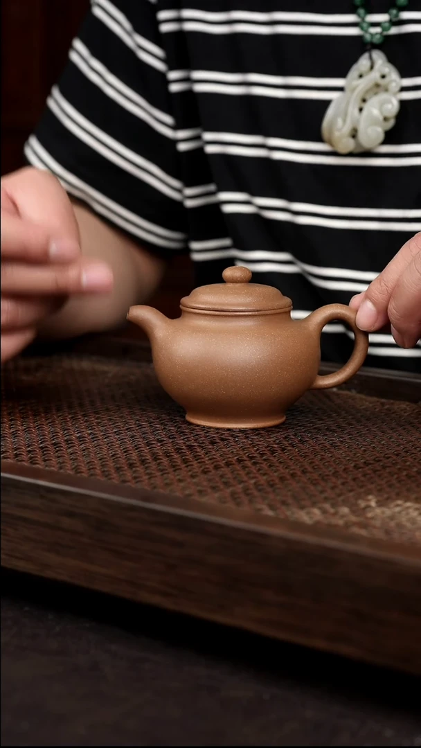 茶壶紫砂老段泥掇只