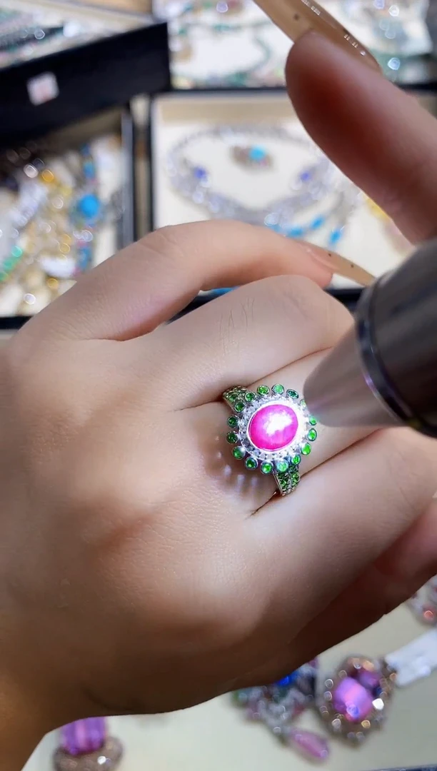 银S925镶嵌戒指定制红宝石楚楚珠宝中古甄选不退换