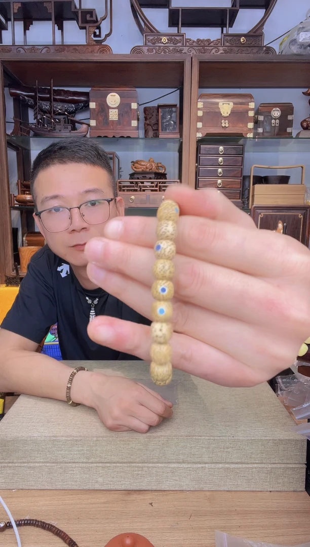 乌木类书架274星月9*10单圈手串