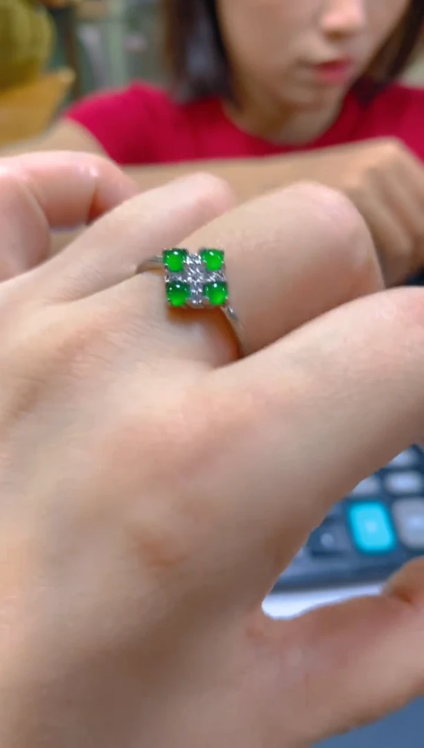 未镶嵌戒指翡翠多样性发一