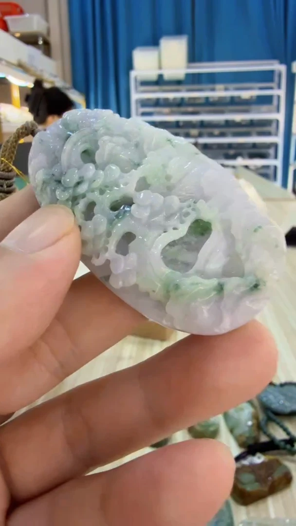 翡翠未镶嵌吊坠(不含链)23