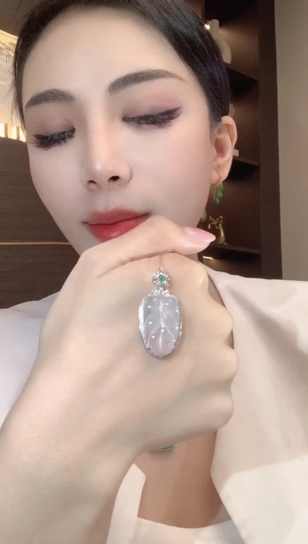 吊坠(不含链)18K金镶嵌翡翠A22