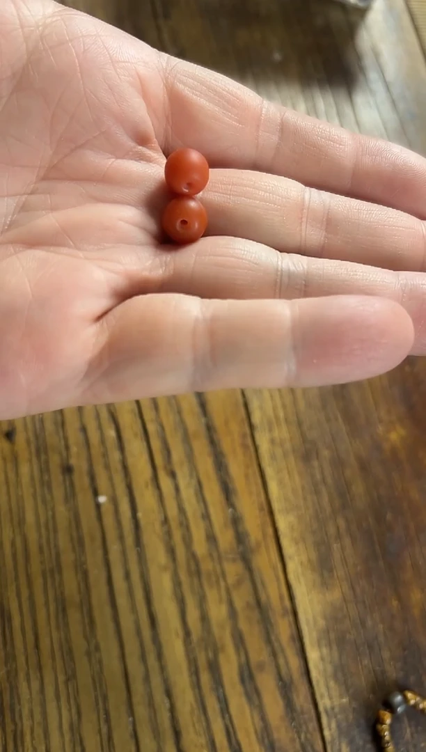 无非金属8.7mm一对 隔珠