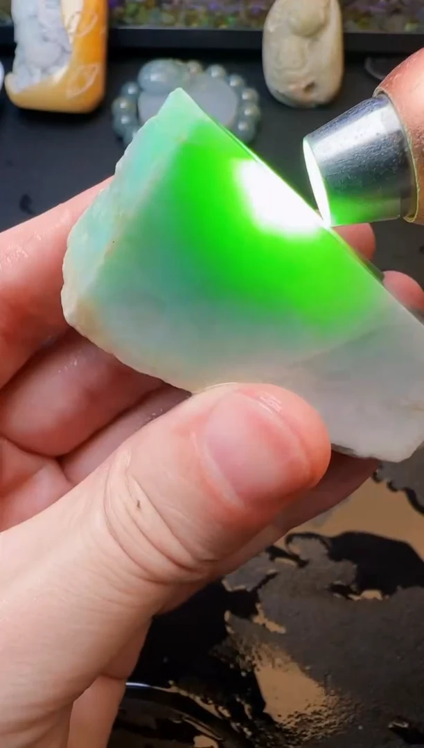 翡翠挂件未镶嵌天然缅甸A货翡翠15