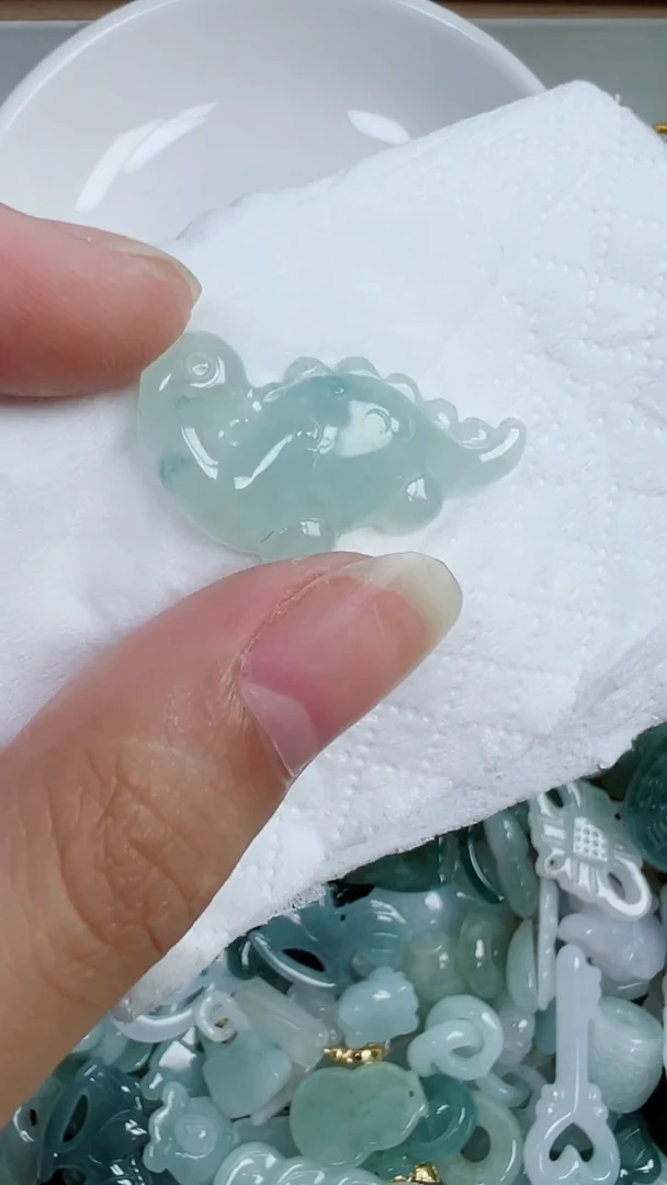散珠翡翠103号链接，A货翡翠