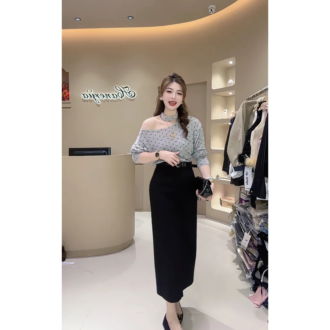 涵儿家 早秋设计感挂脖斜肩印花长袖 VS 高腰后开叉直筒半裙56050