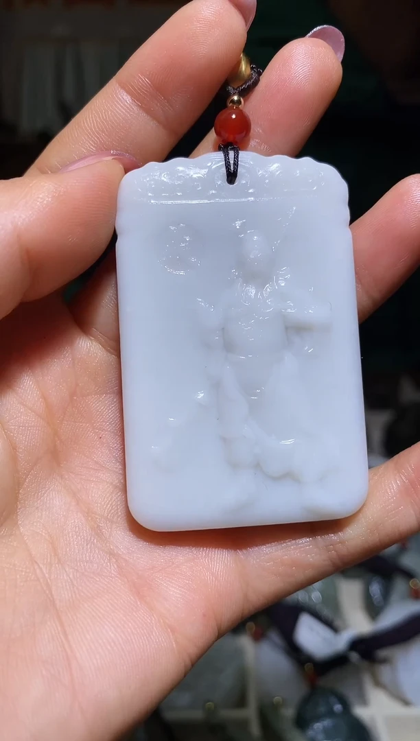 颈饰未镶嵌和田玉1