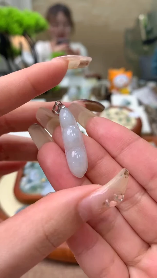 【闪购商品】翡翠颈饰未镶嵌天然A货翡翠挂件