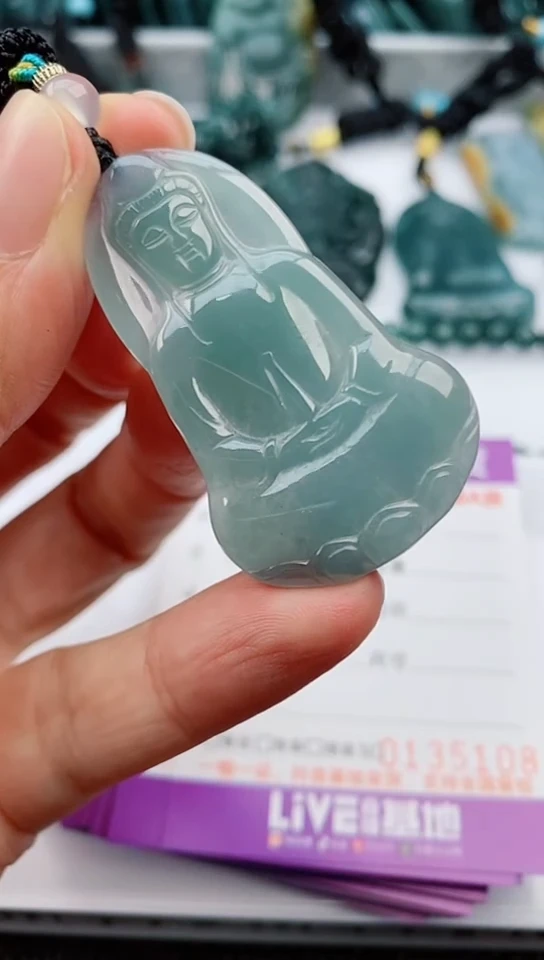【闪购商品】翡翠颈饰未镶嵌