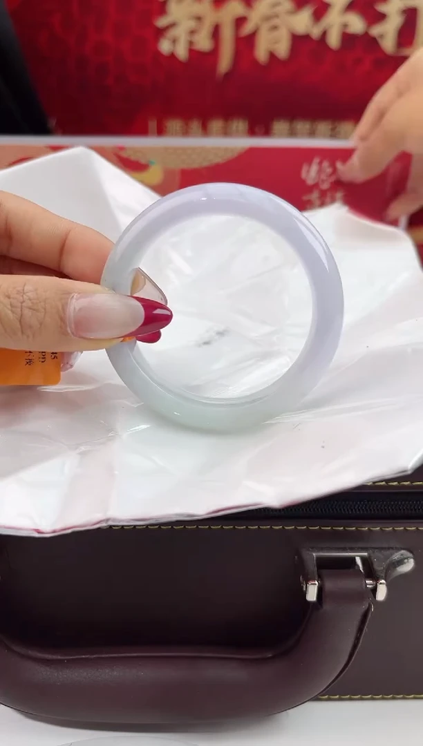 【闪购商品】翡翠手镯未镶嵌4翡翠手镯（微瑕）