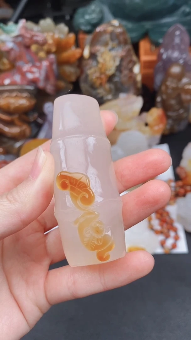 未镶嵌颈饰玛瑙/玉髓兴****刚AA