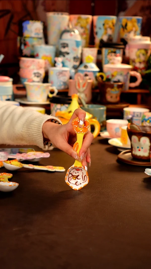 景德镇手工手绘杯杯