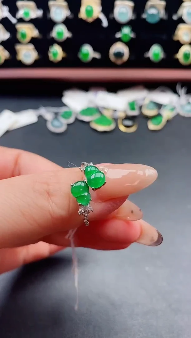 银S925镶嵌戒指翡翠1