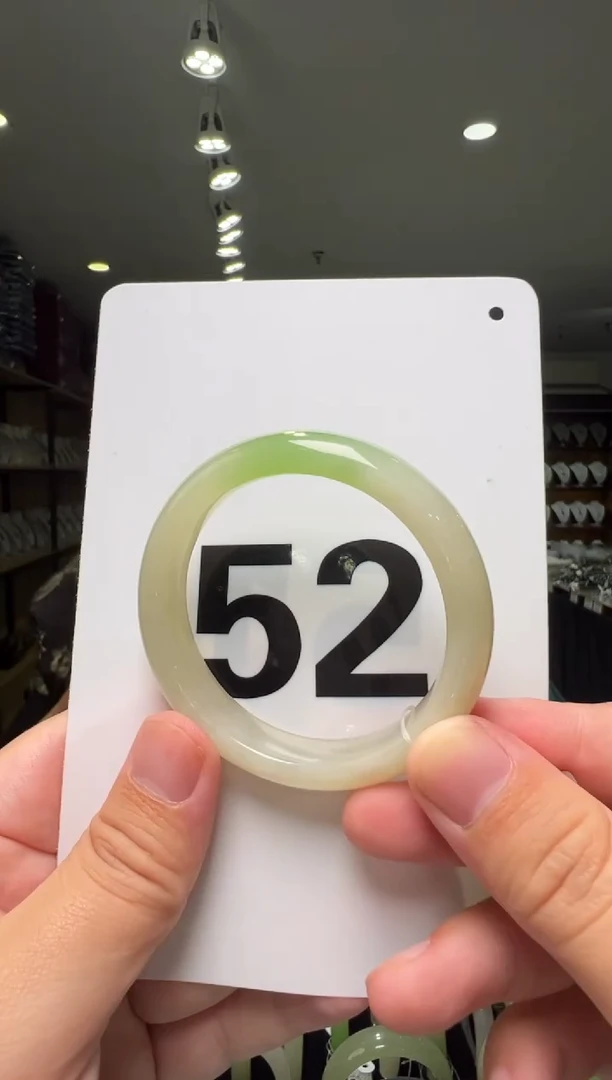 【闪购商品】和田玉手镯未镶嵌52圈口正装翠青手镯