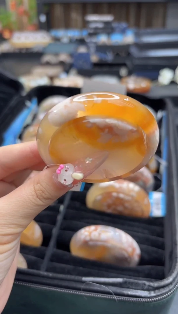 未镶嵌手镯石英质玉182(53圈赠送镯心)