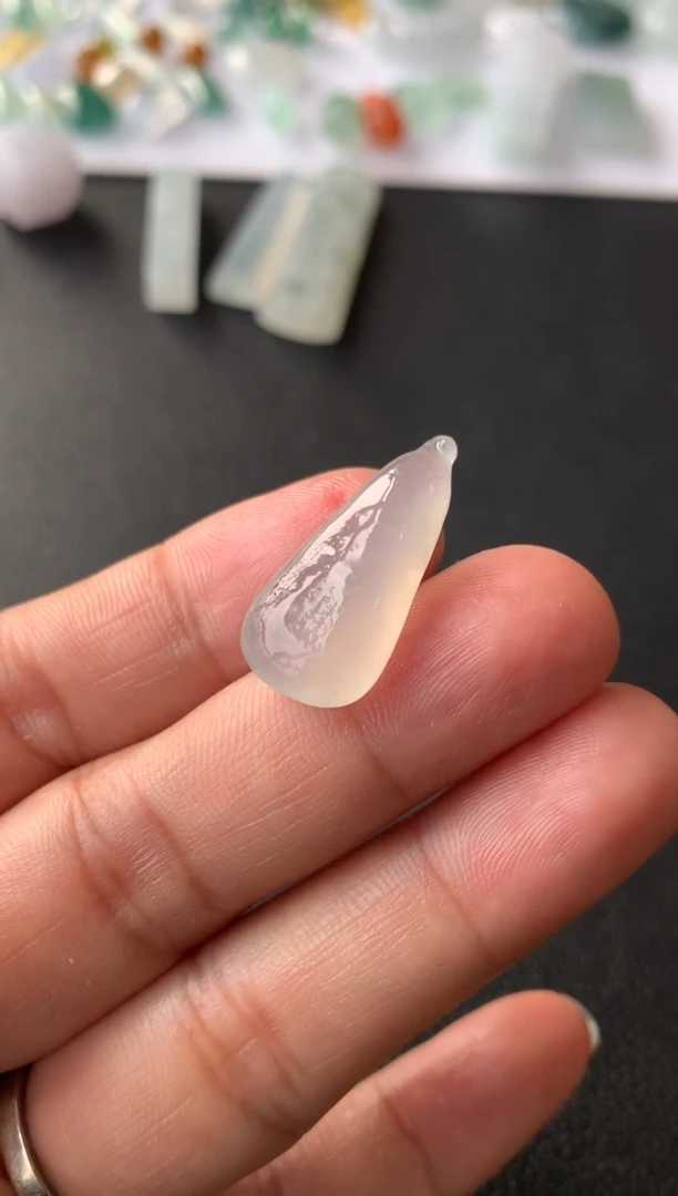 【闪购商品】定制翡翠未镶嵌瓜666+66