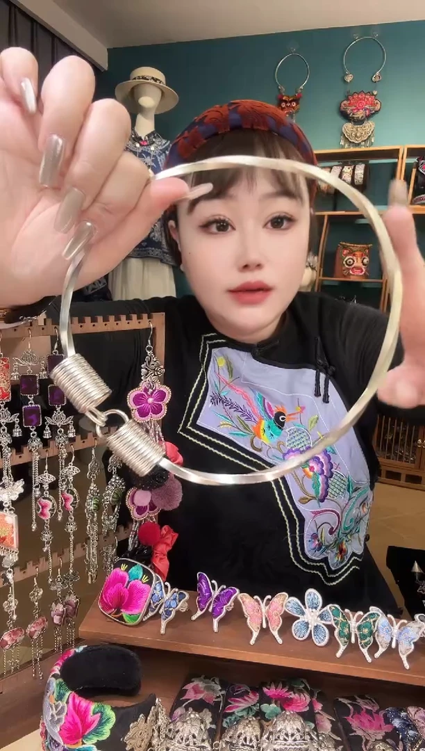 刺绣纯手工民族风刺绣项圈