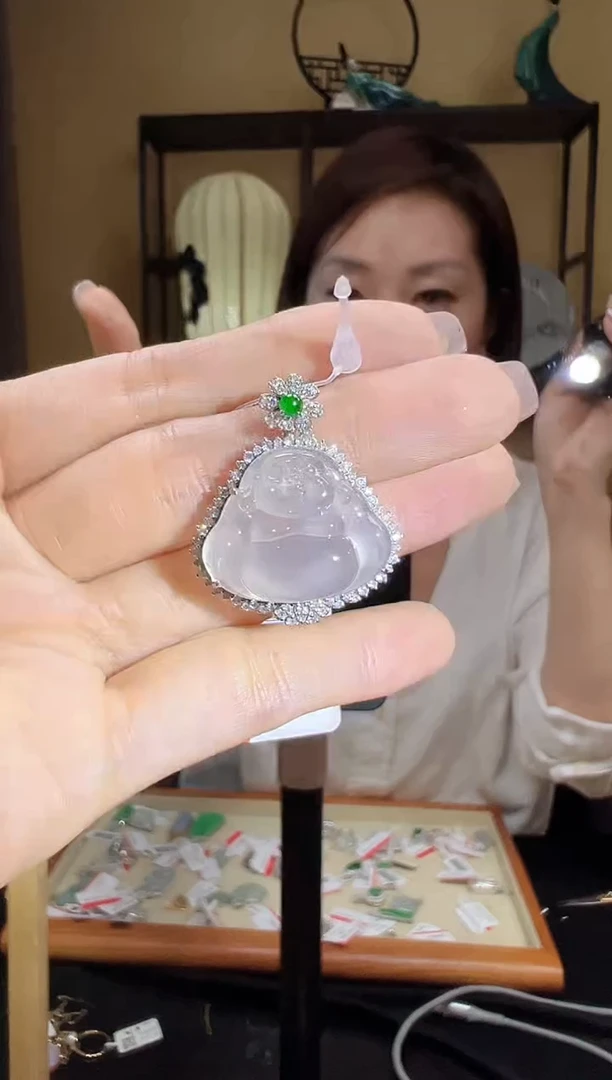 翡翠18K金镶嵌颈饰DFZ0421-185