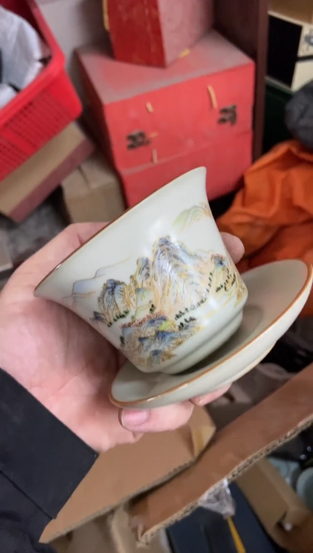 无运费险有瑕疵的摄影的产品有使用过的痕迹有点脏介意勿拍