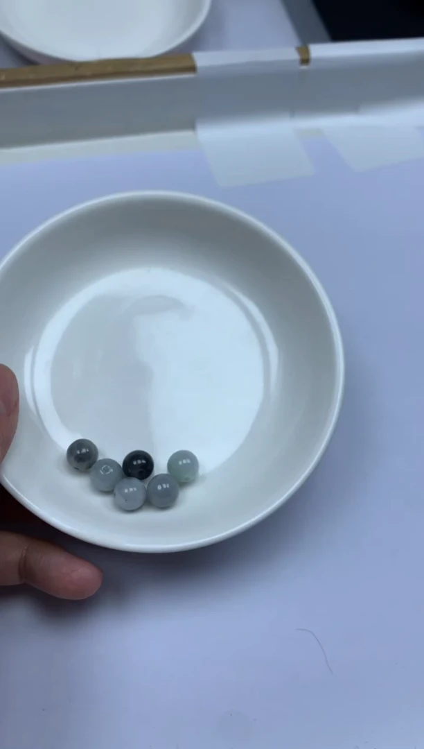 【闪购商品】翡翠散珠翡翠散珠多样性发货