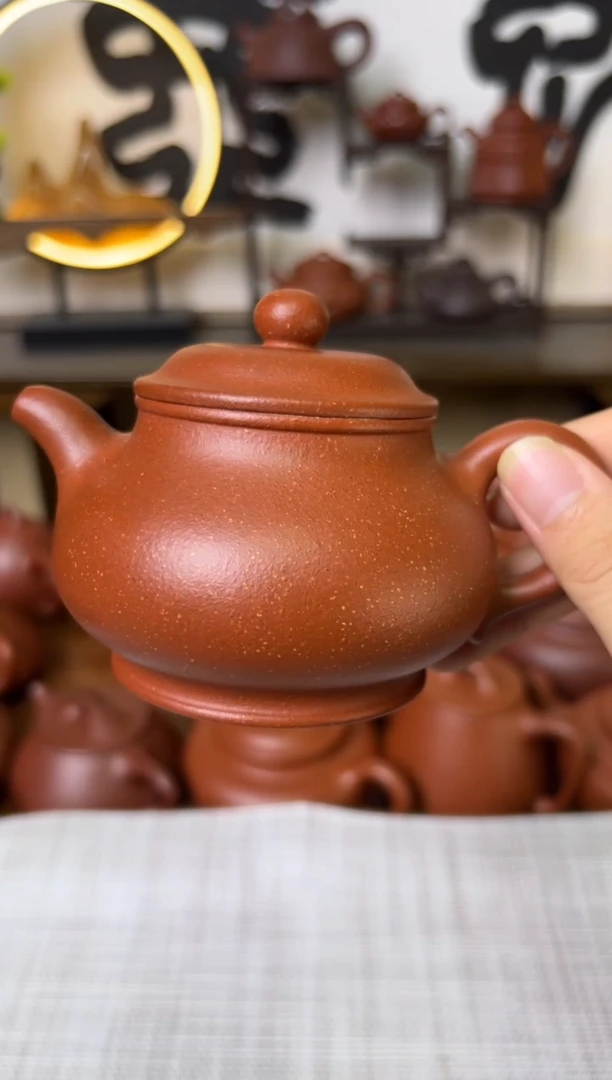 茶壶段泥红降坡潘壶190CC-甘来兵