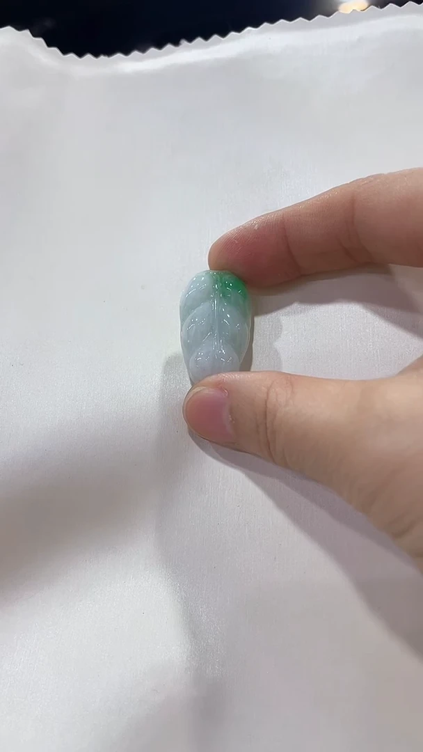 吊坠(不含链)未镶嵌翡翠，19（多样性发一）