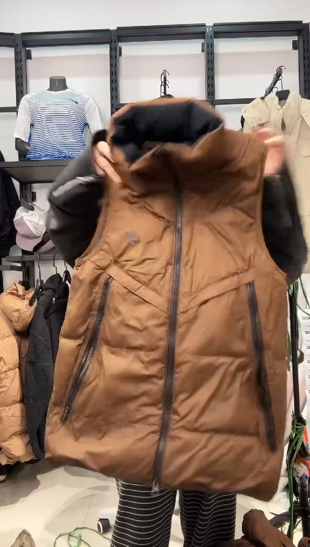 2573  编码  瑕疵直播间过款为准 尺码  ·  160XS