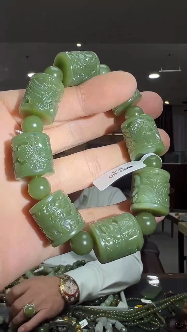 未镶嵌手链和田玉多样性发货其中发一