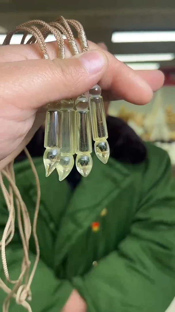 【闪购商品】黄晶吊坠(赠链)未镶嵌天然文昌笔多样性发一