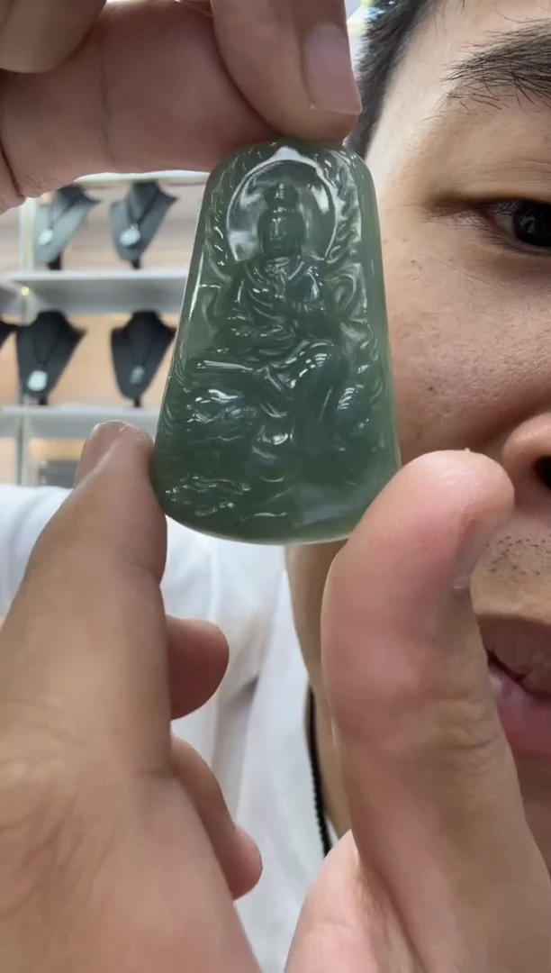 颈饰未镶嵌翡翠天然翡翠A货孤品一件
