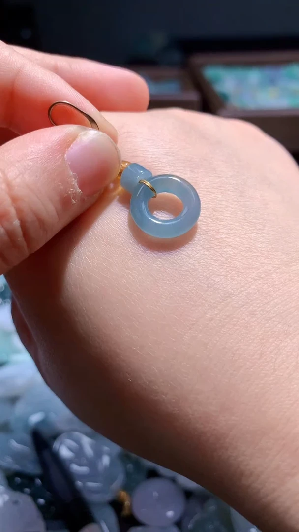 翡翠未镶嵌颈饰翡翠A货（不含链）