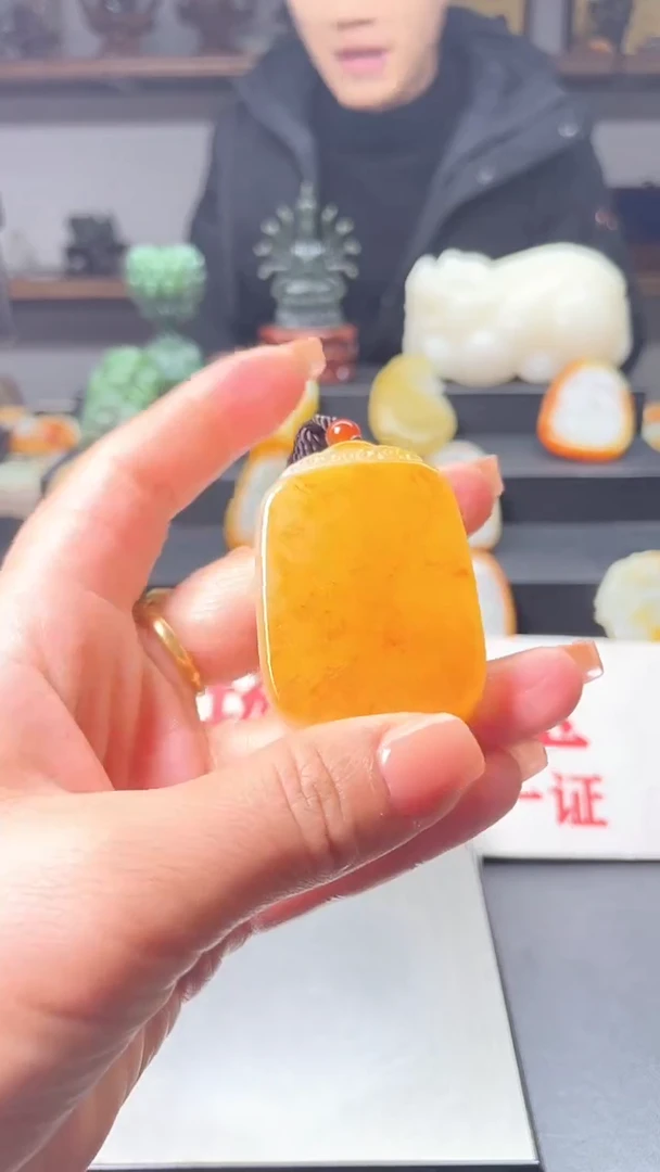 未镶嵌和田玉挂件1