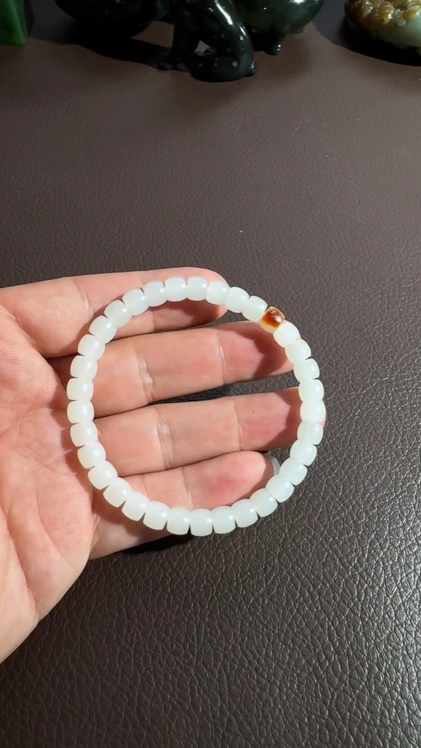 未镶嵌和田玉挂件80-YX-1001-和田玉-直切手串-新疆-6.7
