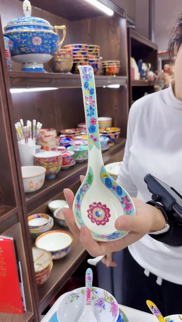 珐琅大汤勺一只景德镇陶瓷