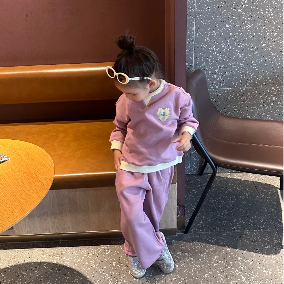 壹妈韩版童装女童卫衣套装秋装洋气儿童爱心长袖上衣休闲裤两件套