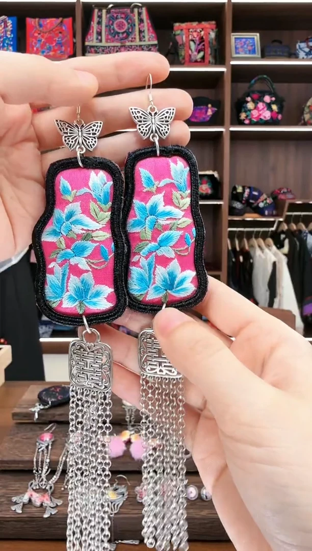 【闪购商品】织绣42蚩梦苗族古绣