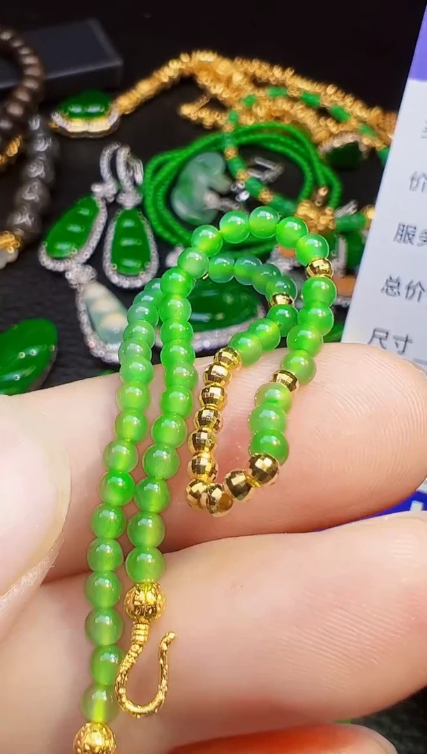 18K金镶嵌手链翡翠快**子翡翠