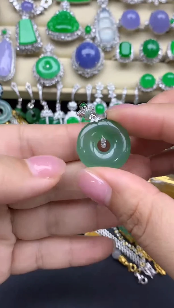 【闪购商品】翡翠颈饰18K金镶嵌624-中国好珍宝