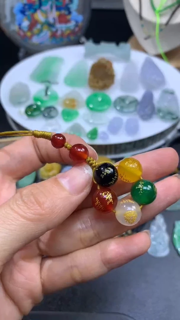 【闪购商品】玛瑙/玉髓颈饰未镶嵌玉髓多样性发一