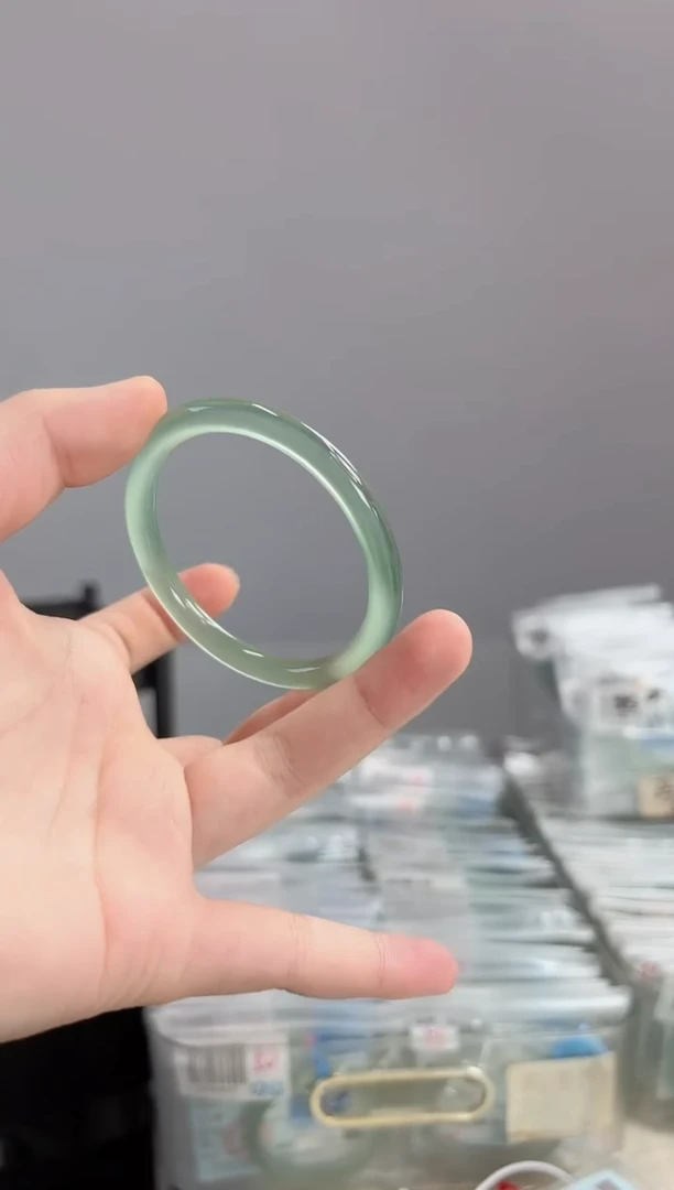 手镯玛瑙/玉髓未镶嵌56圈