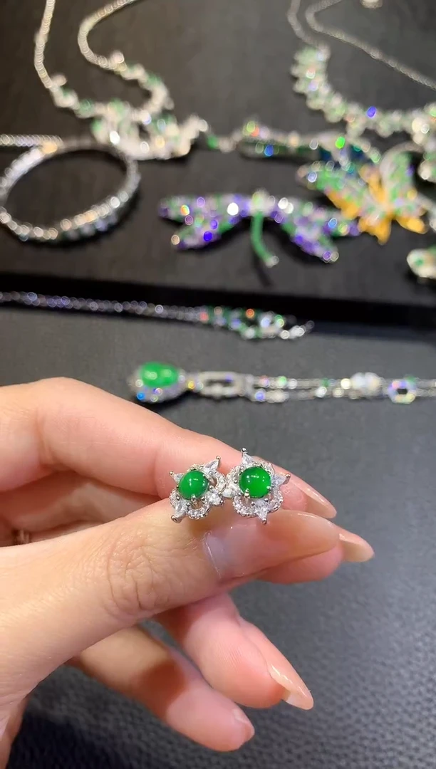 【闪购商品】翡翠耳饰银S925镶嵌142耳饰（多样性发货一件