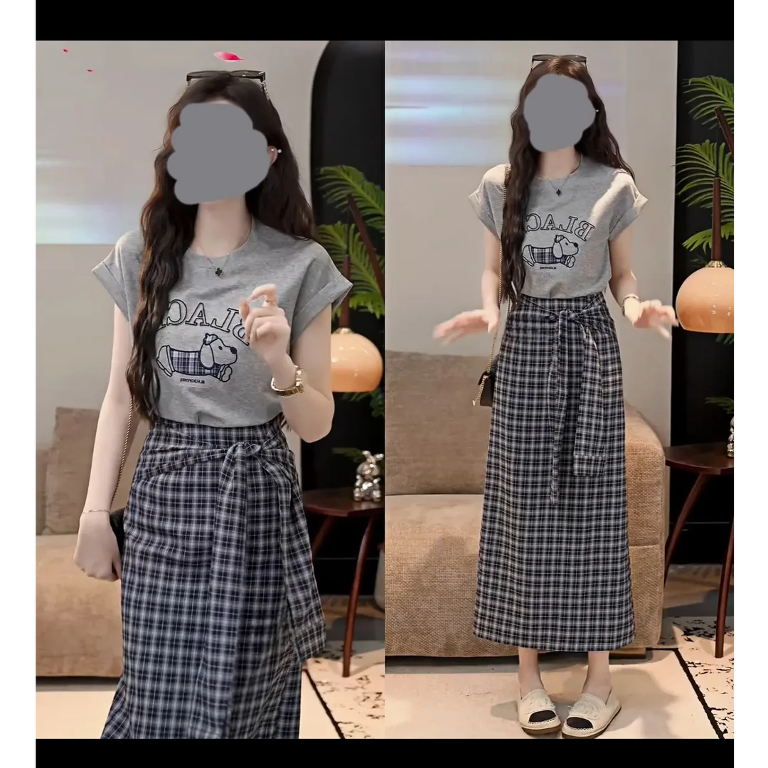 夏季时尚休闲套装女卡通小狗字母T恤+格子半身两件套