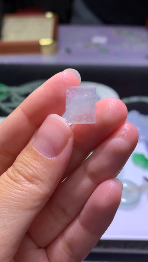 未镶嵌定制翡翠毛货