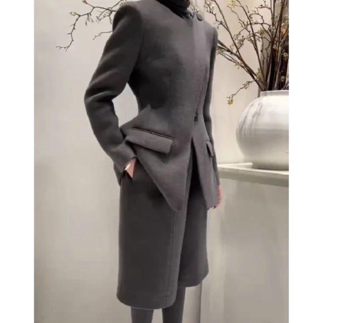 2024冬季新款时尚女装网红潮流气质靓丽漂亮上衣短裤两件套IQ