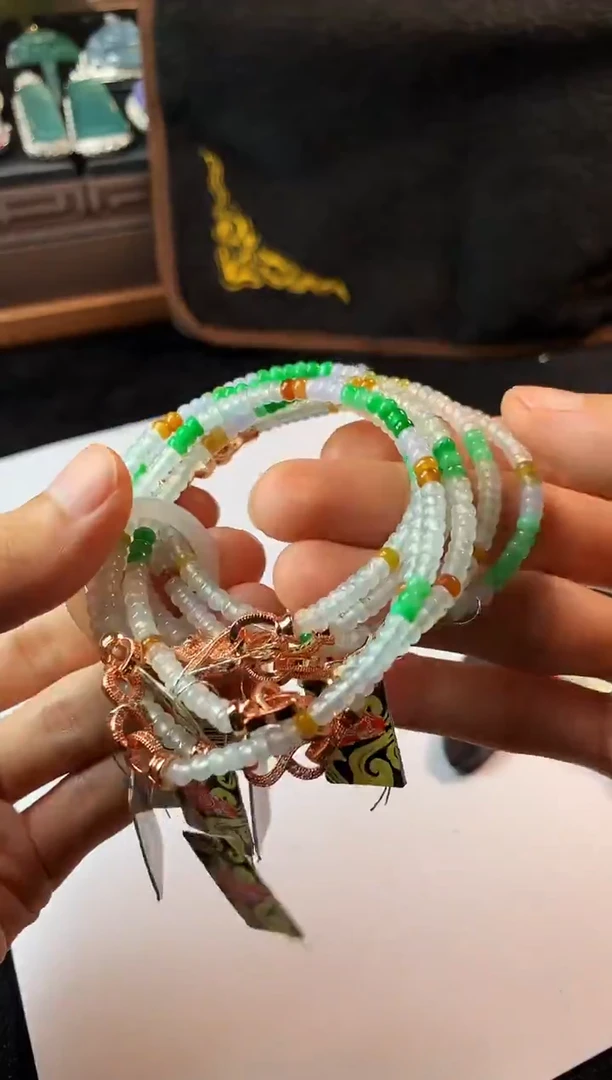 未镶嵌定制翡翠S毛货不退不换-多样性发货发一条